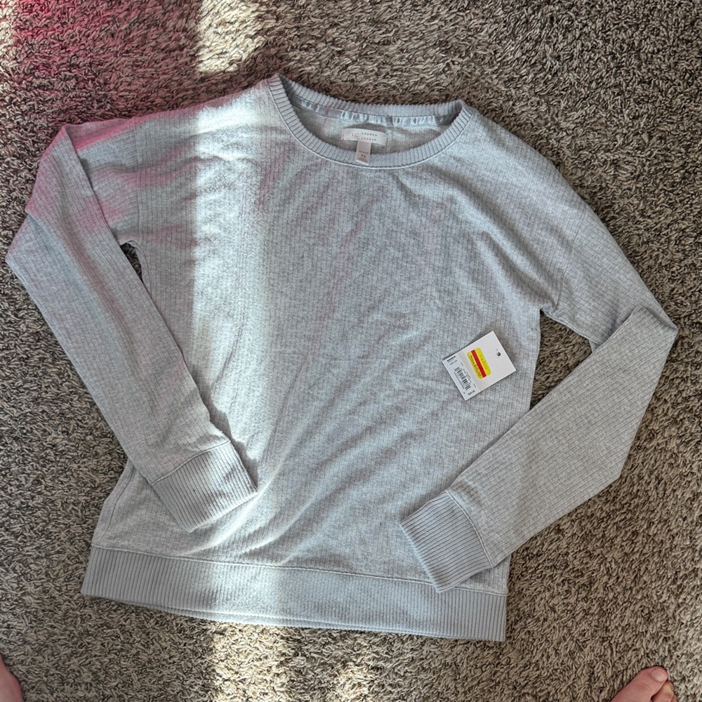 LC Lauren Conrad Gray Sweater